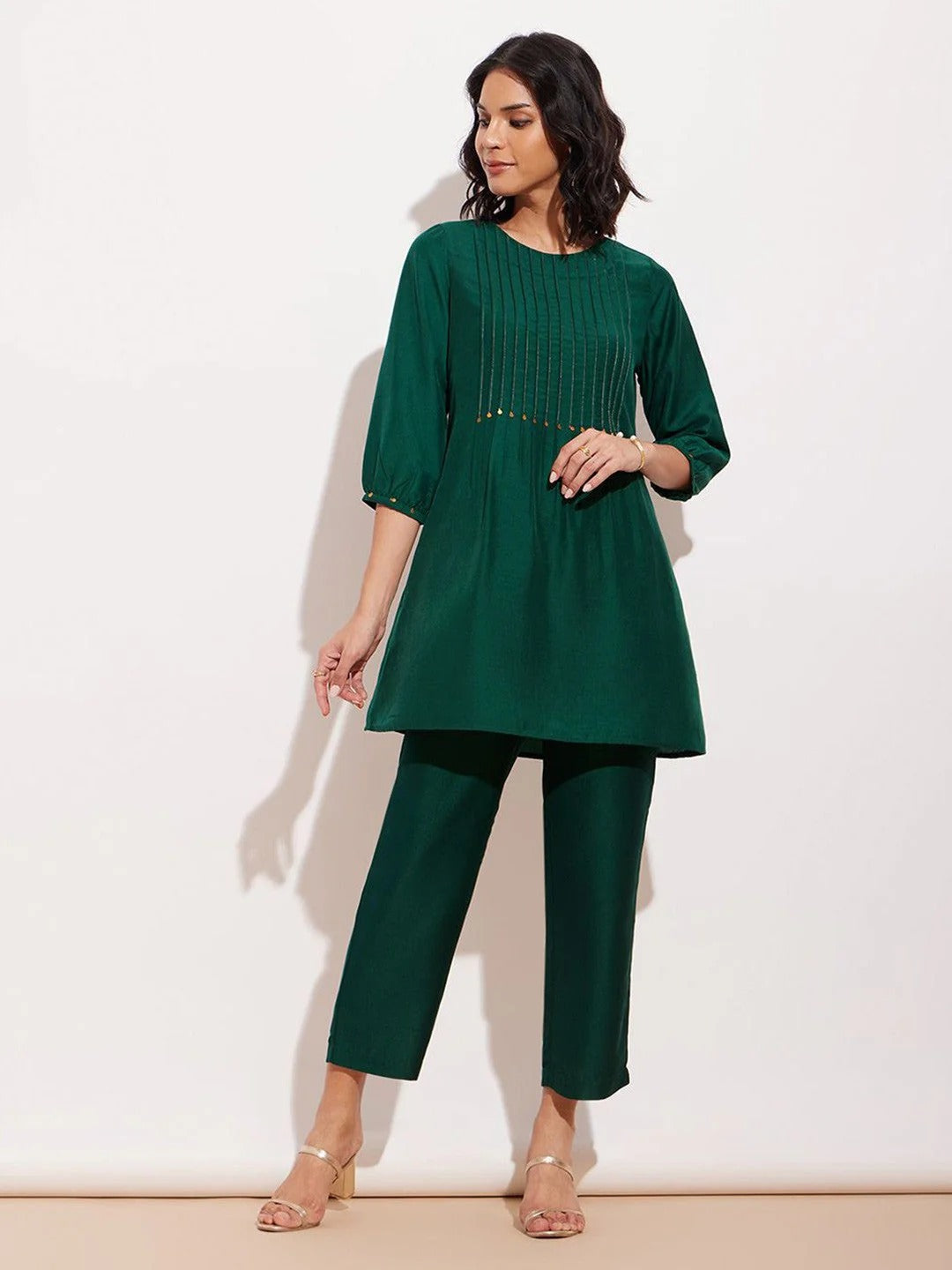 Embellished Round Neck Tunic With Trousers