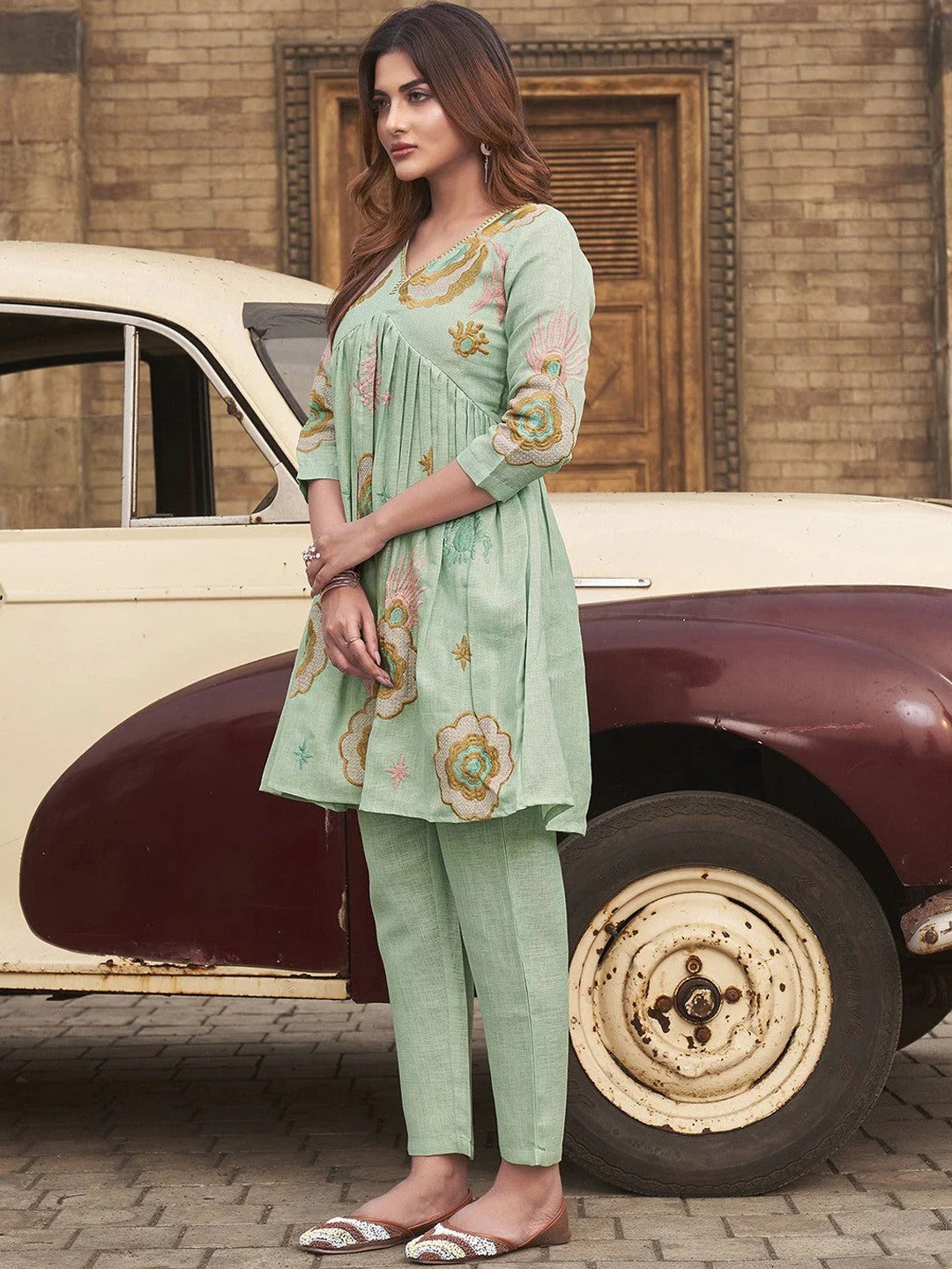 Floral Embroidered V Neck linen Tunic With Trousers