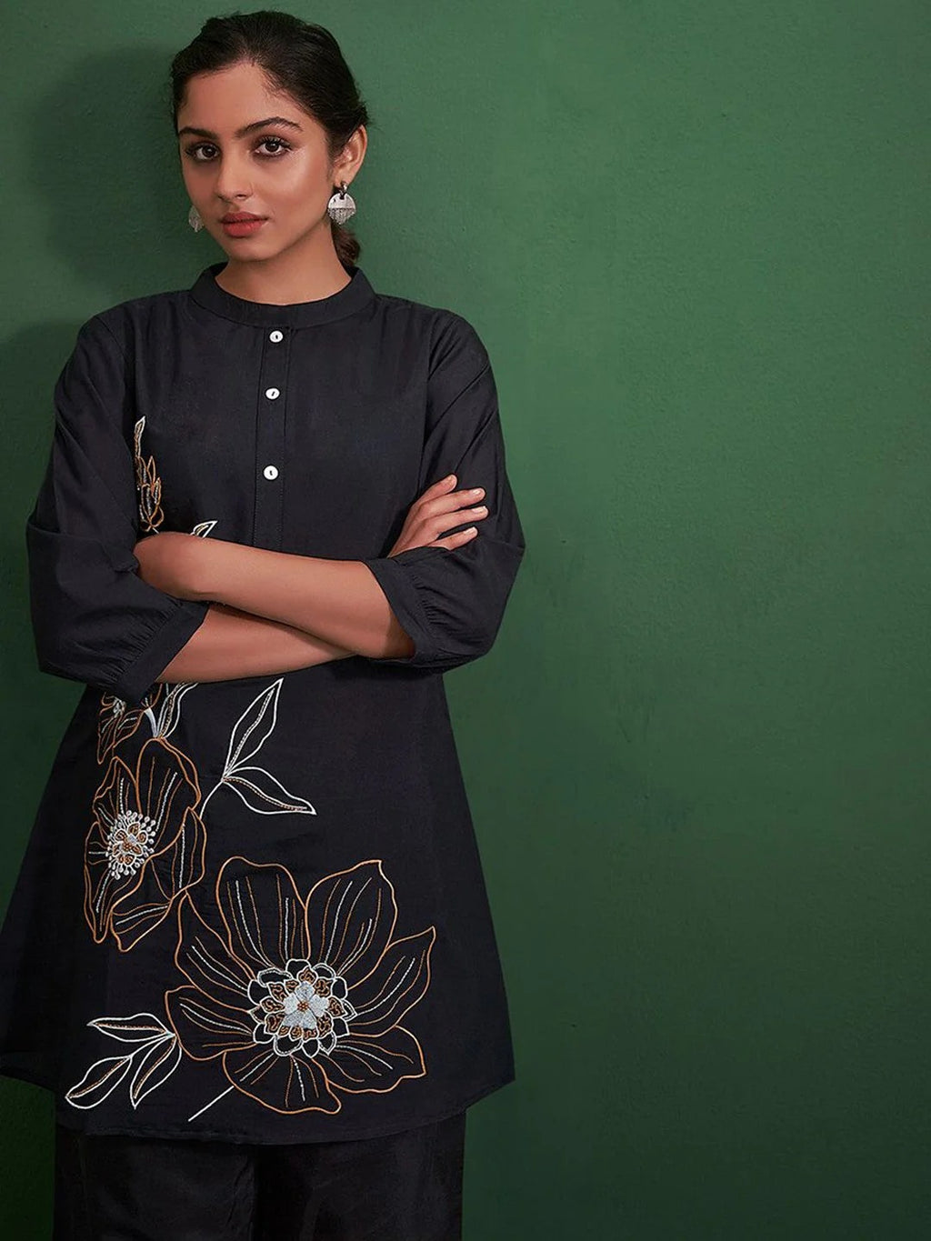 Embroidered Band Collar Tunic With Trouser