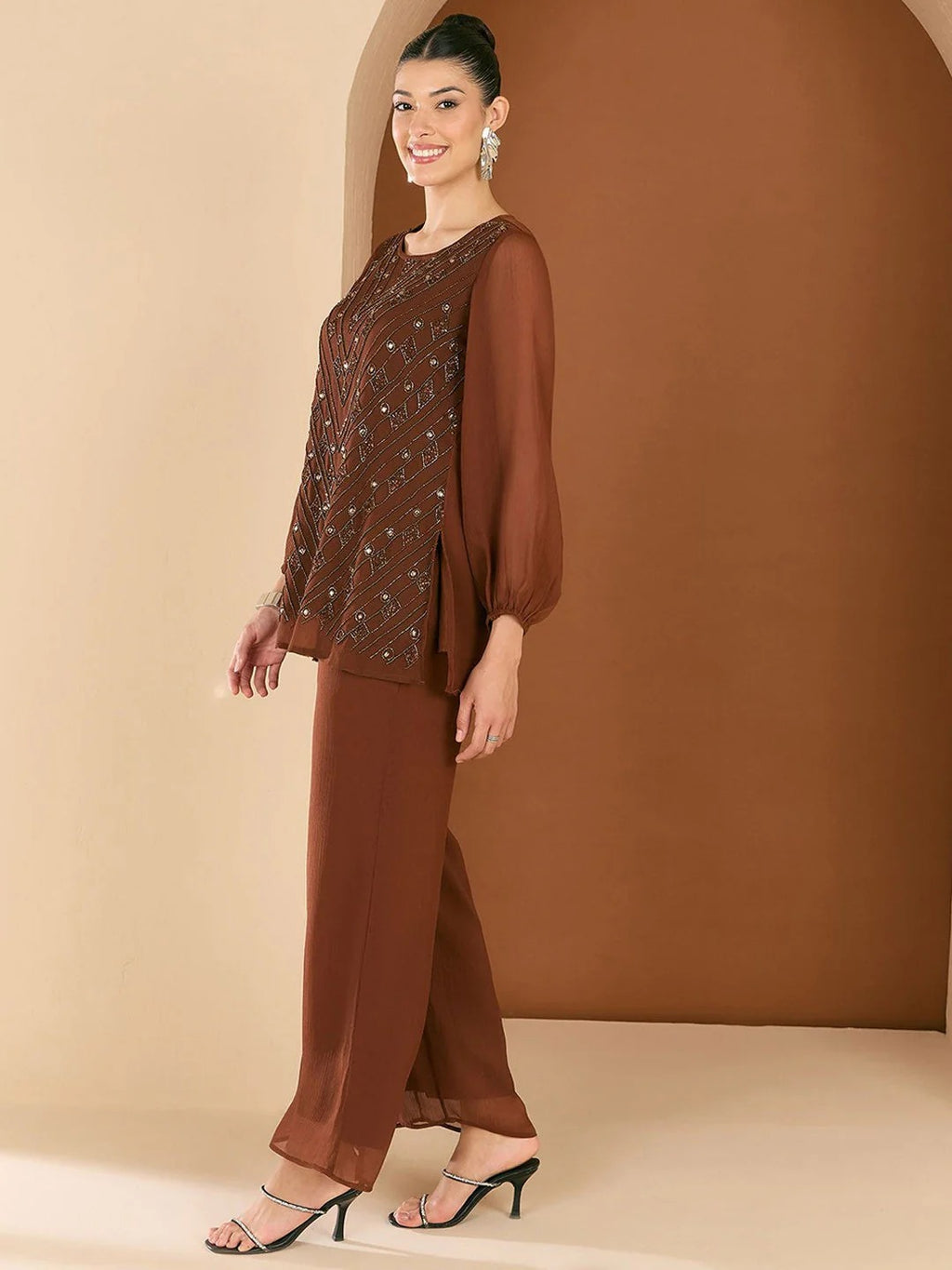 Embellished Round Neck Top & Trousers Co-Ords