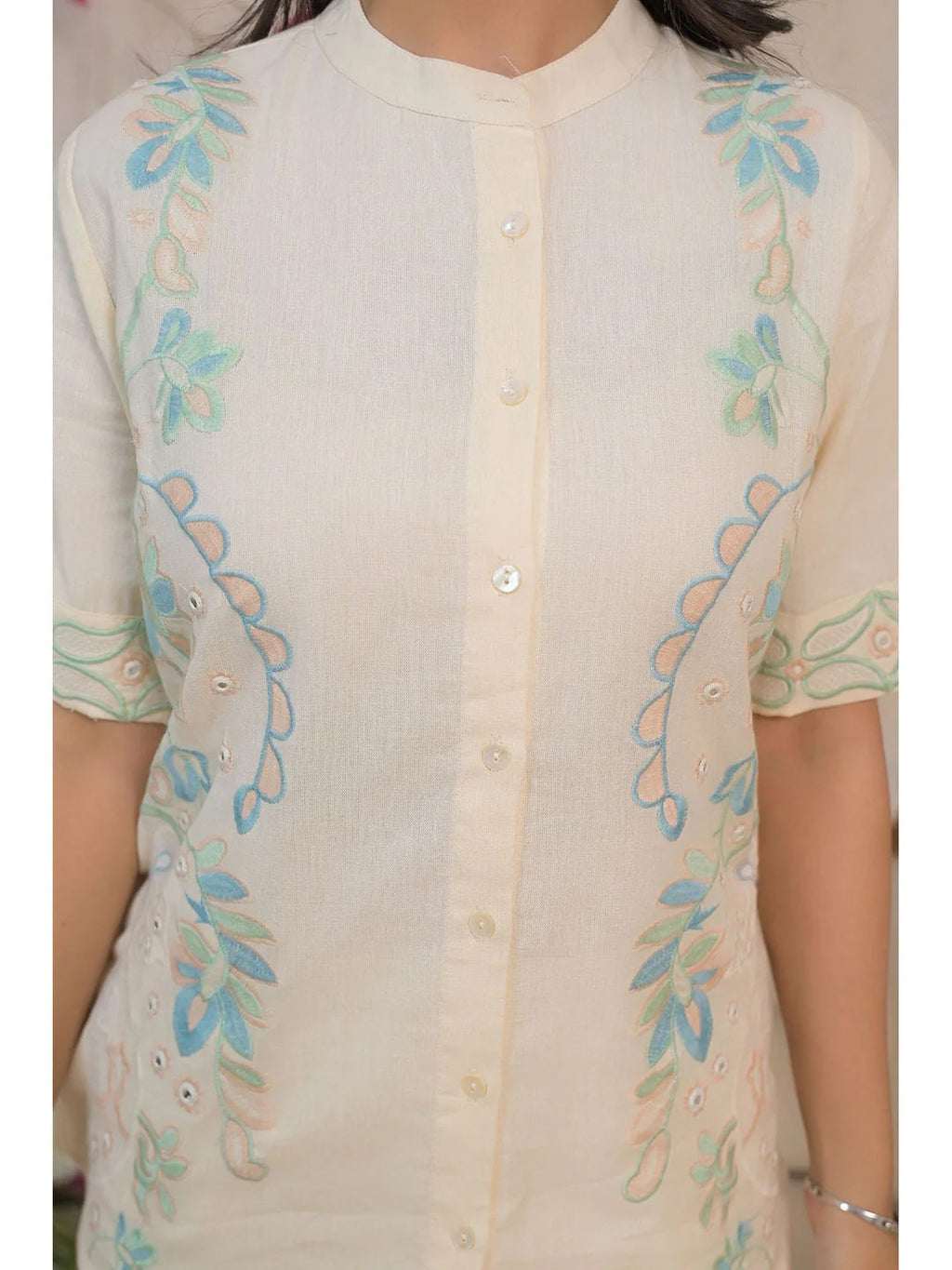 Delicately Embroidered White Co-Ord (Set of 2)