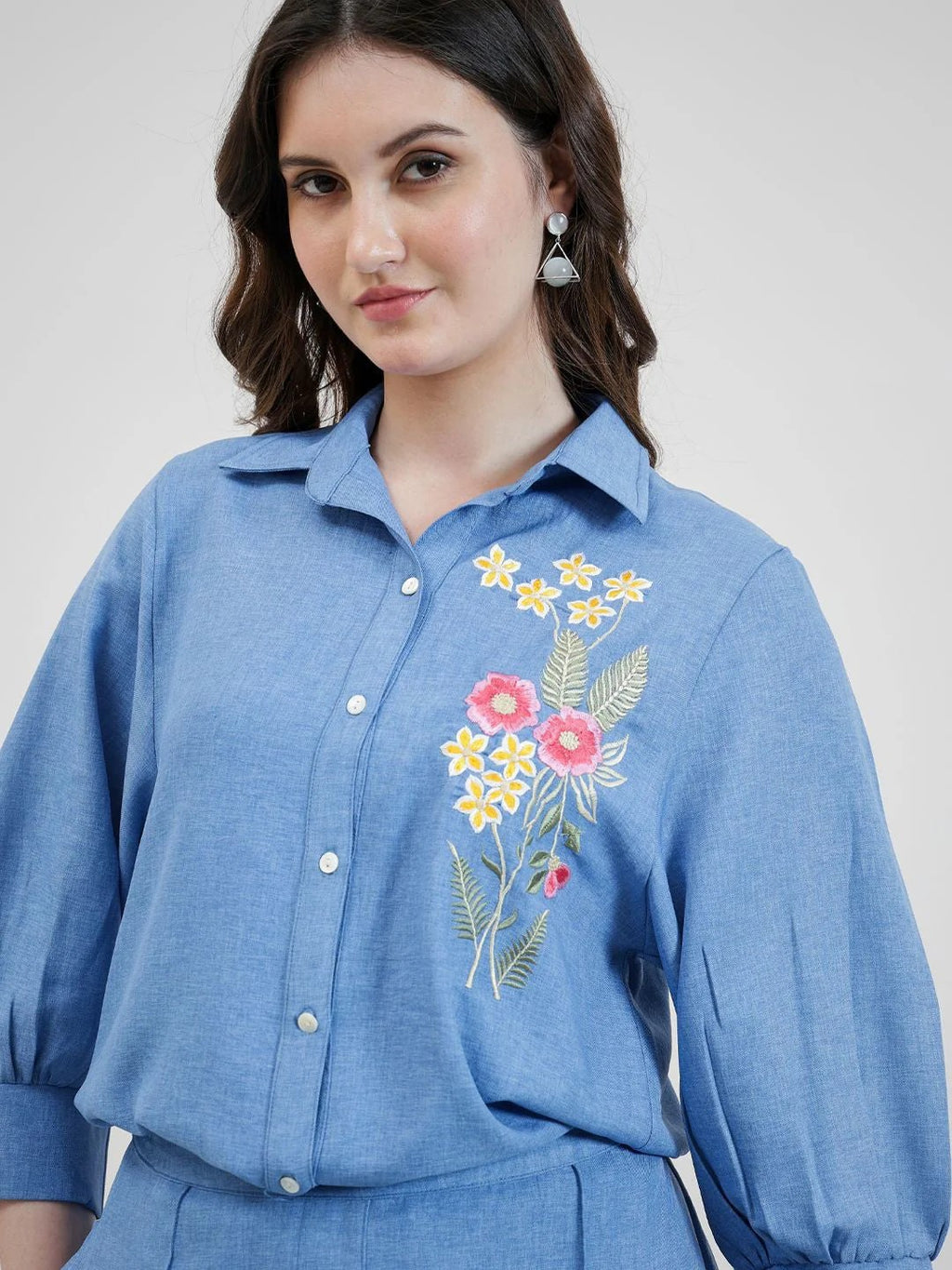 Embroidered Linen Shirt With Trousers
