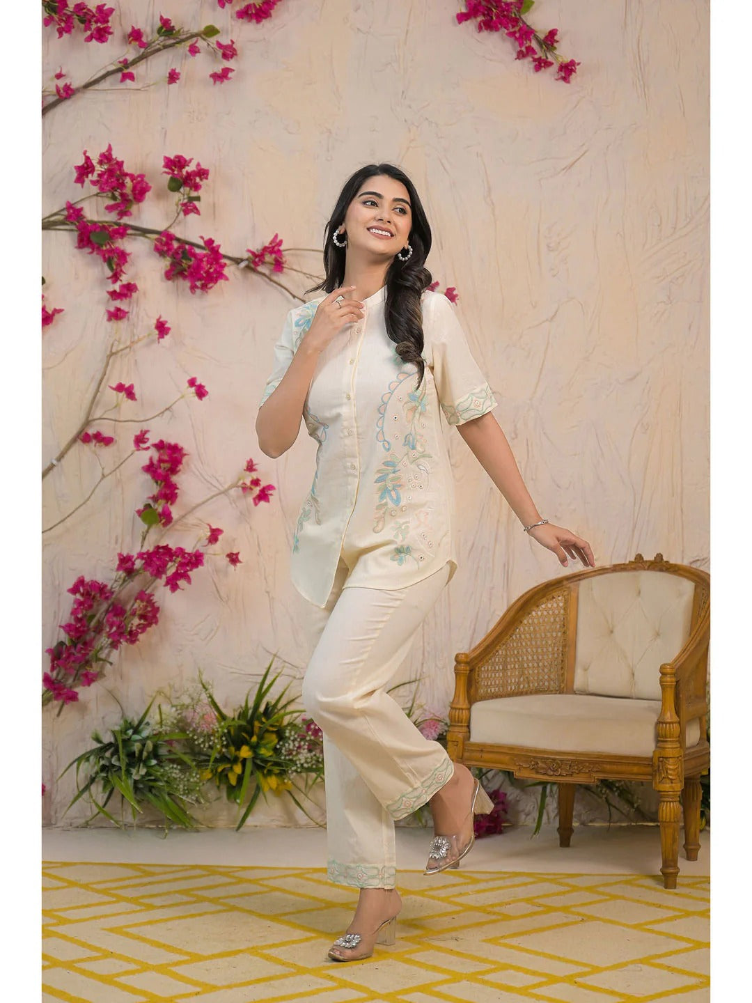 Delicately Embroidered White Co-Ord (Set of 2)